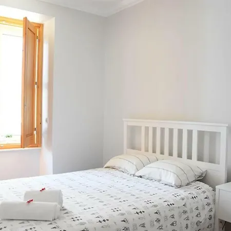 Apartment Bombarda Charming
