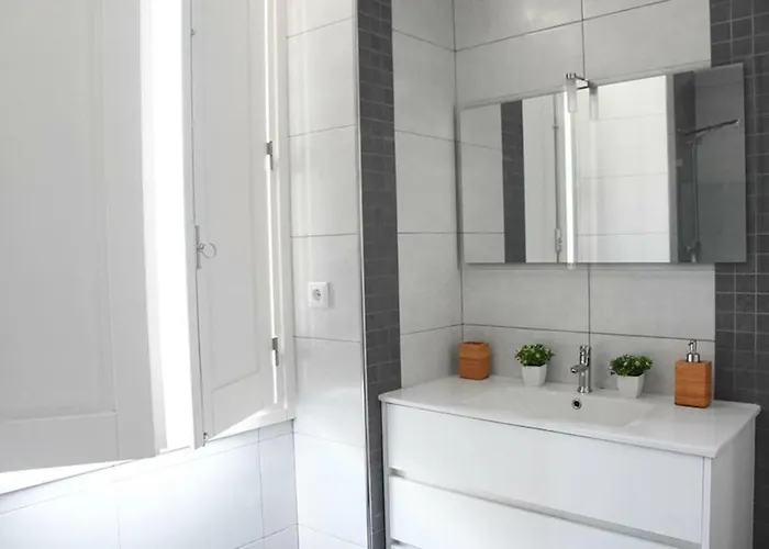 Апартаменты Bombarda Charming Лиссабон